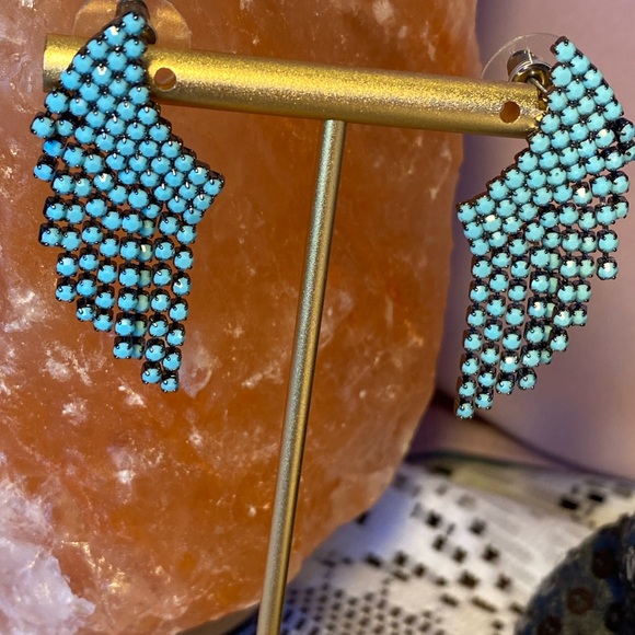 NWT VICTORIAN CASCADING BEADED EARRINGS FUN FLOWING STRANDS SET IN HEMATITE GOLD - Picture 5 of 10